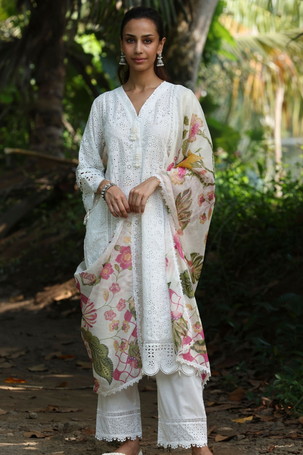 Aaira  Kurta Set