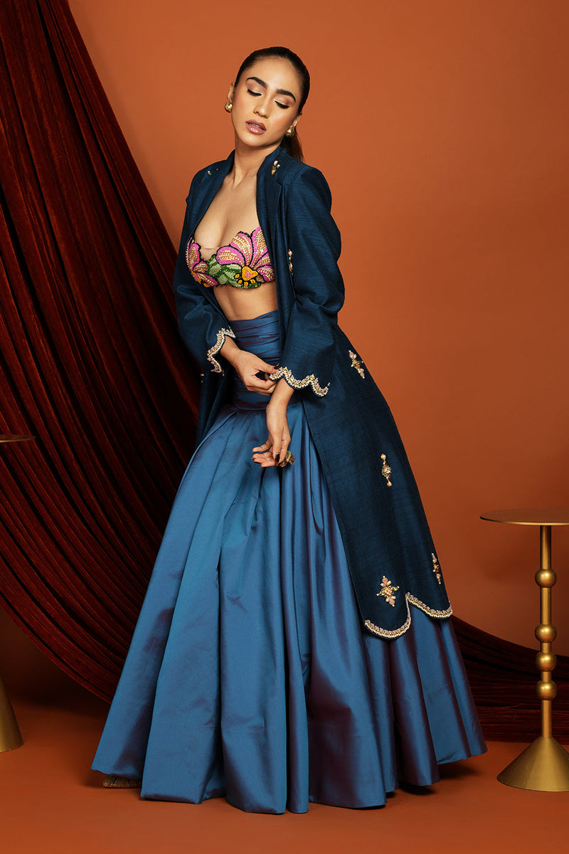Monroe - Blue Jacket