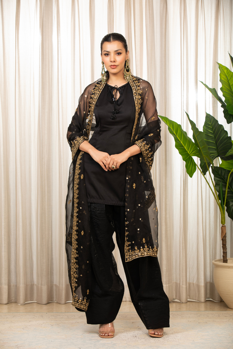 Siyah Salwaar Set