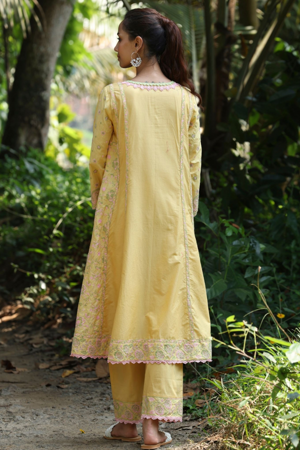 Aavya  Kurta Set