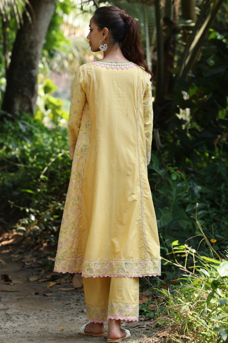 Aavya  Kurta Set