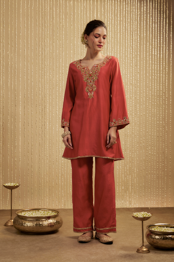 ORANGE SILK CHANDERI SHORT KURTA PANTS SET