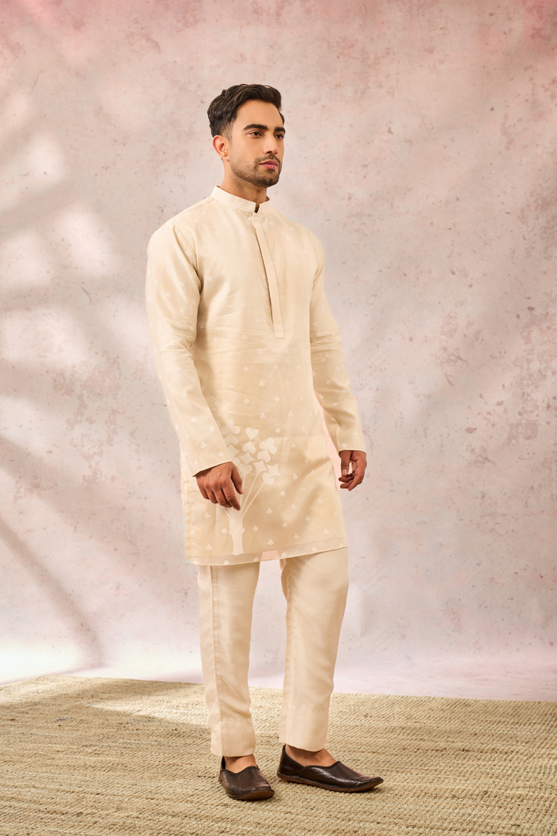 IVORY SPADE BLOSSOM KURTA SET