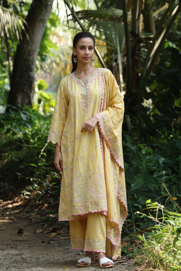 Aavya  Kurta Set