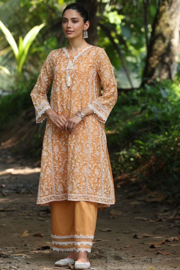 Caara Kurta Set