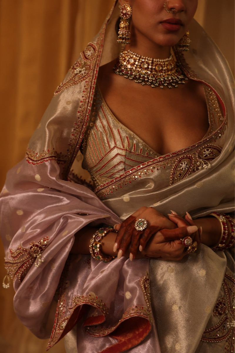 Ivory 6-yard pure zari tissue saree set