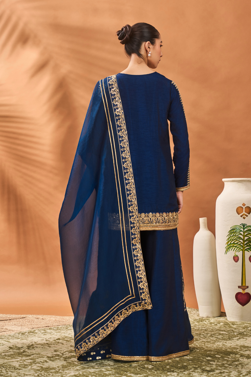BLUE TRIKONE SHARARA SET