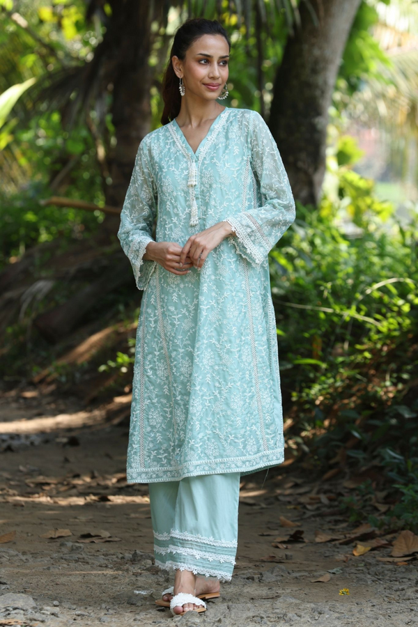 Caara Kurta Set