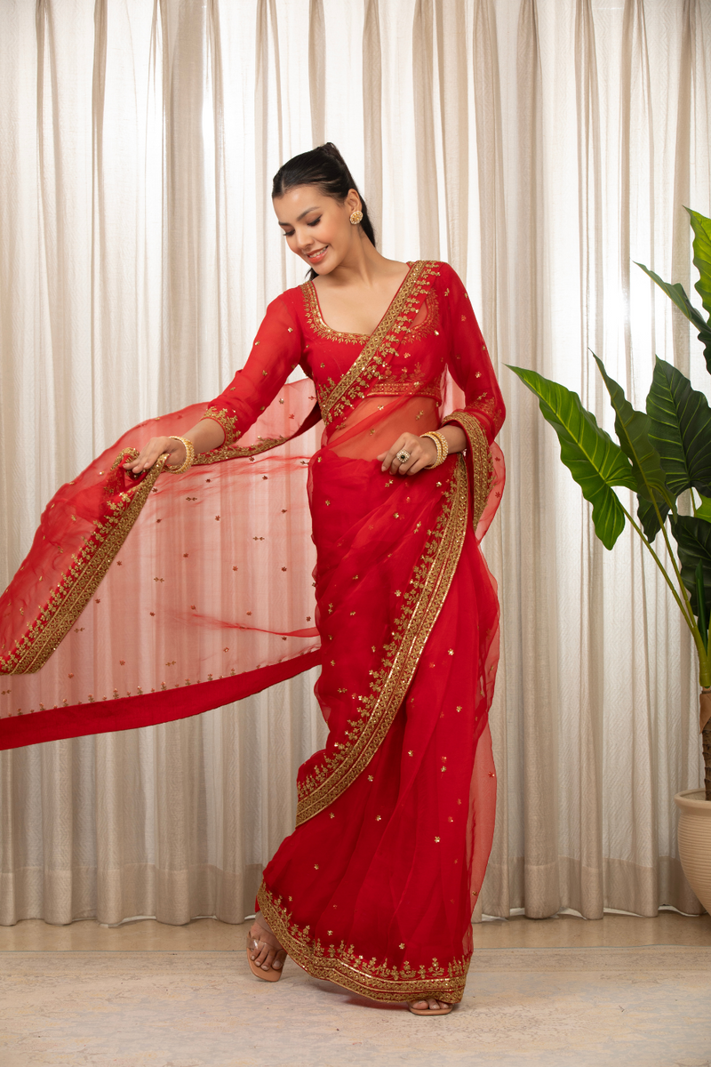 Laal Andaaz Saree Set