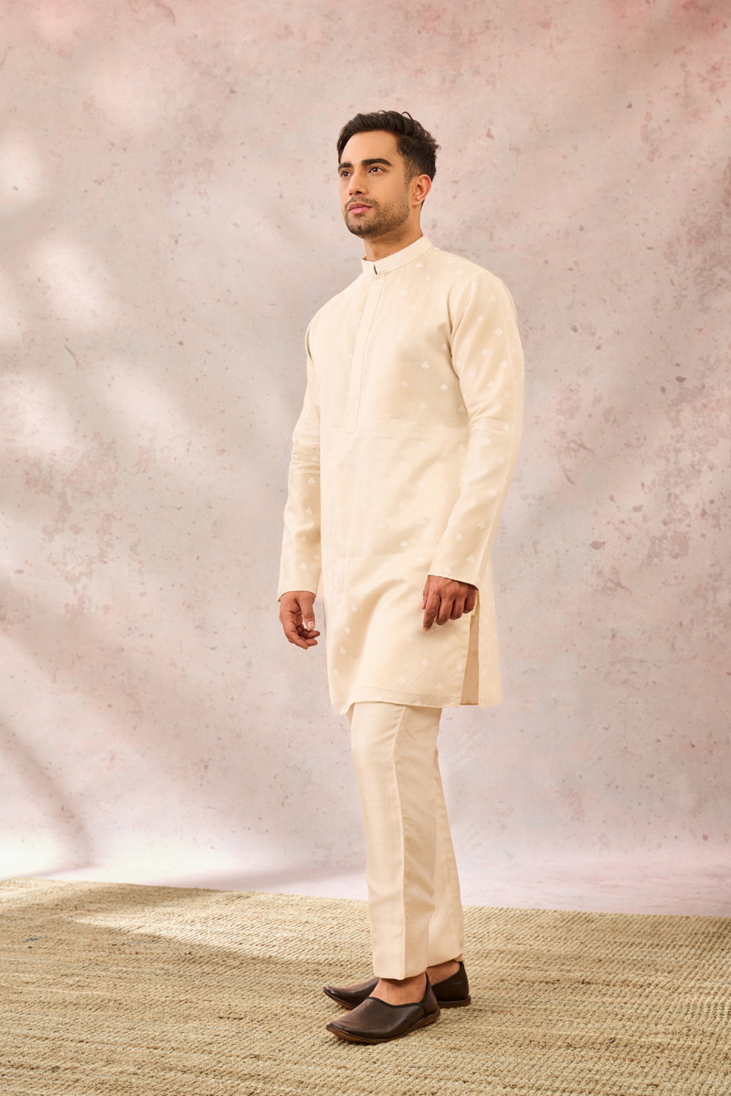 IVORY SPADE BLOSSOM KURTA