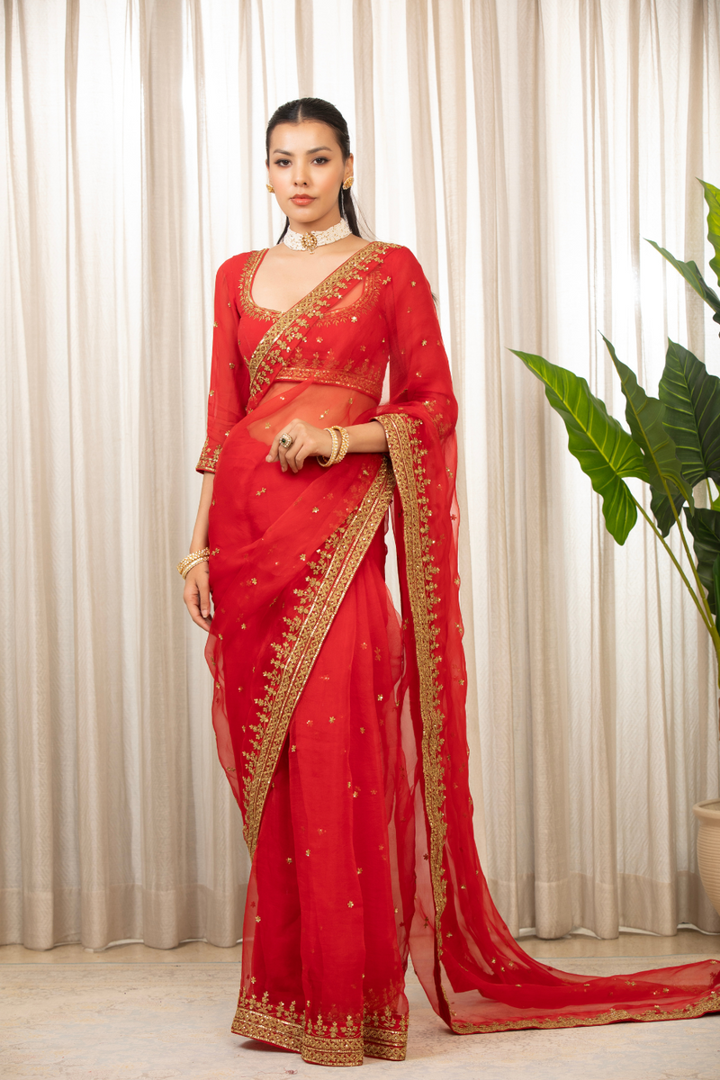 Laal Andaaz Saree Set