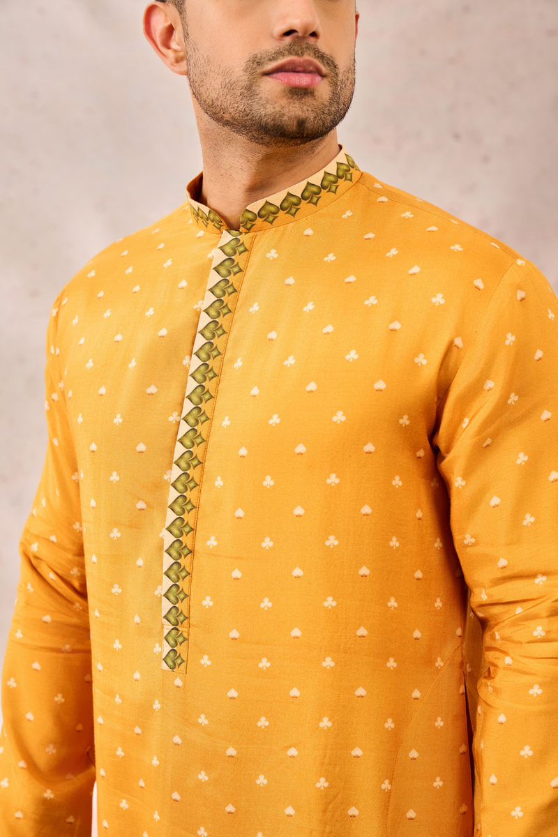 YELLOW SPADE BLOSSOM KURTA SET