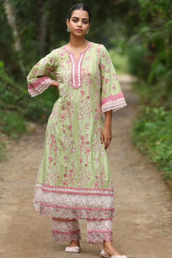 Nair  Kurta Set