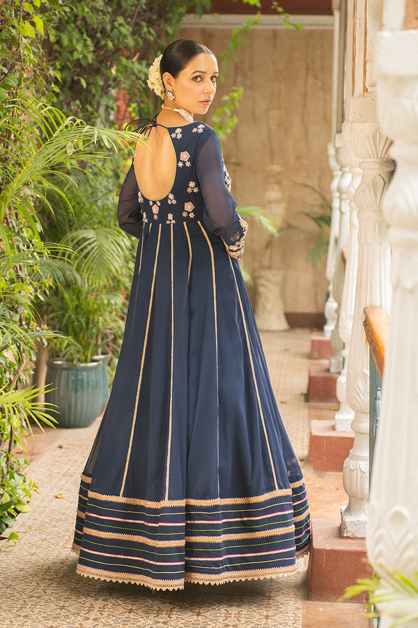 KHOOBSURAT