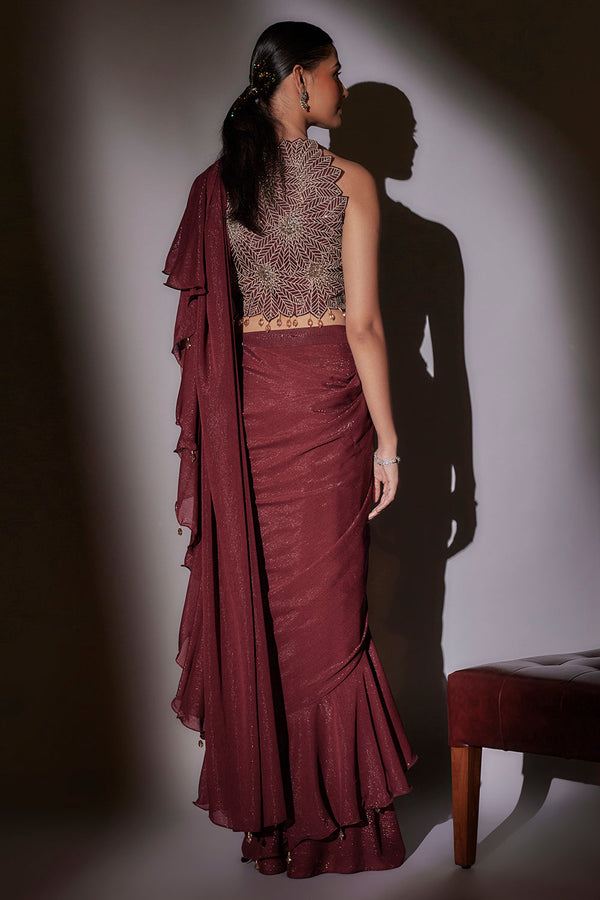 Haulter Neckband Cape With Straight Hipster Pants