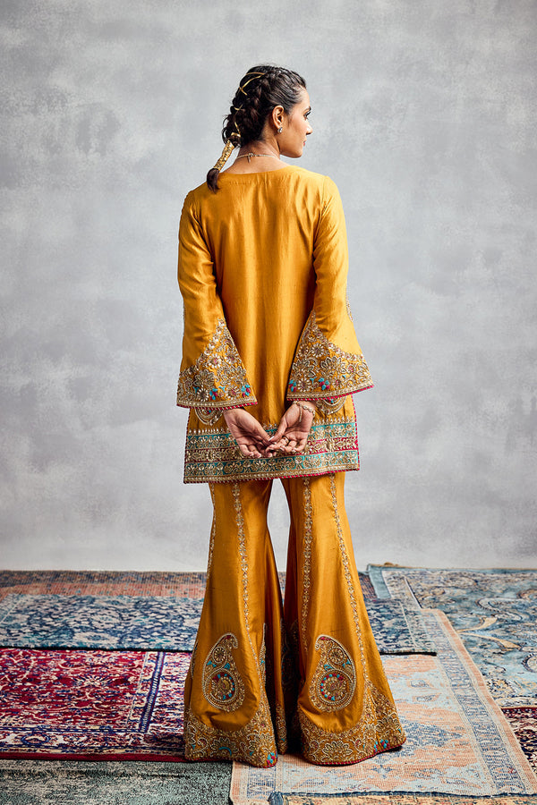 Kurta Pants Set