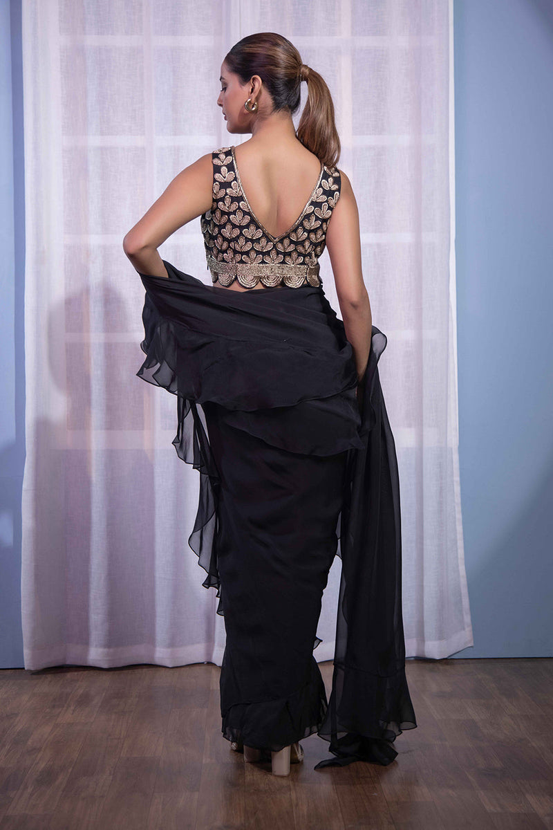 Black ruffle saree dabka