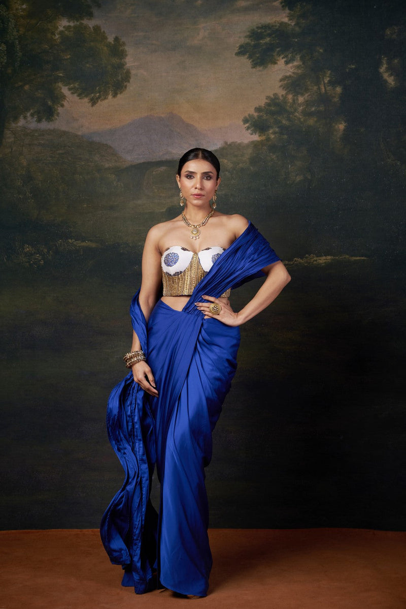 Fully Hand-Embroidered & Hand-Stitched Blouse with Stylish Wire Work Pallu cocktail Saree