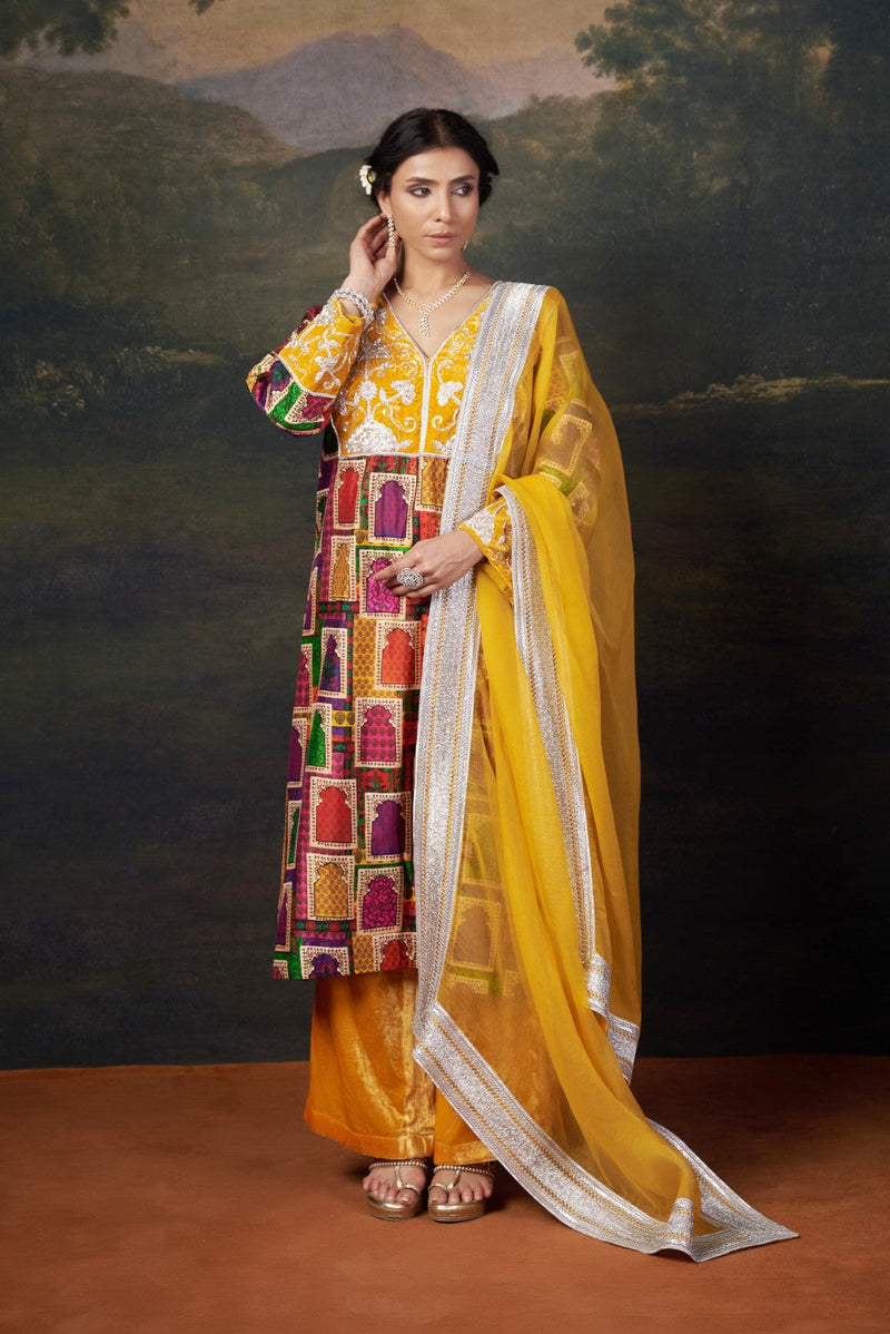 Hand-Embroidered Jharoka Print Yellow Kurta Set