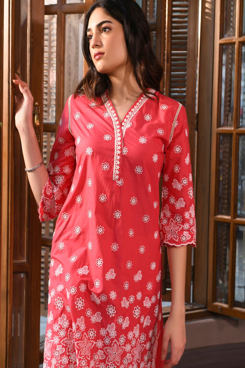 Irsia Kurta with With Floral Chemical Lace Pants