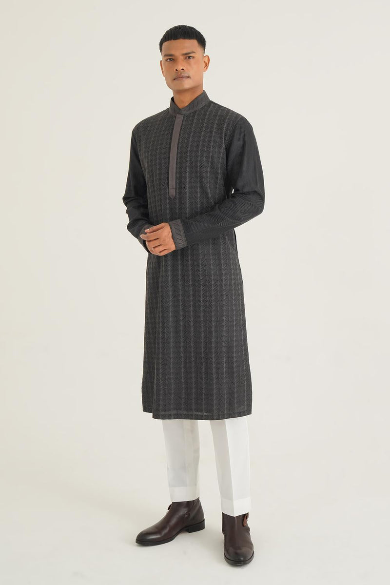 Thread Embroidered Kurta Set