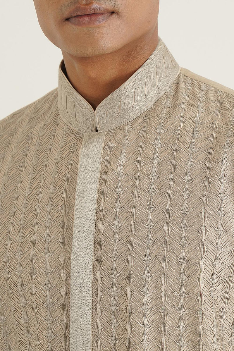 Thread Embroidered Kurta Set