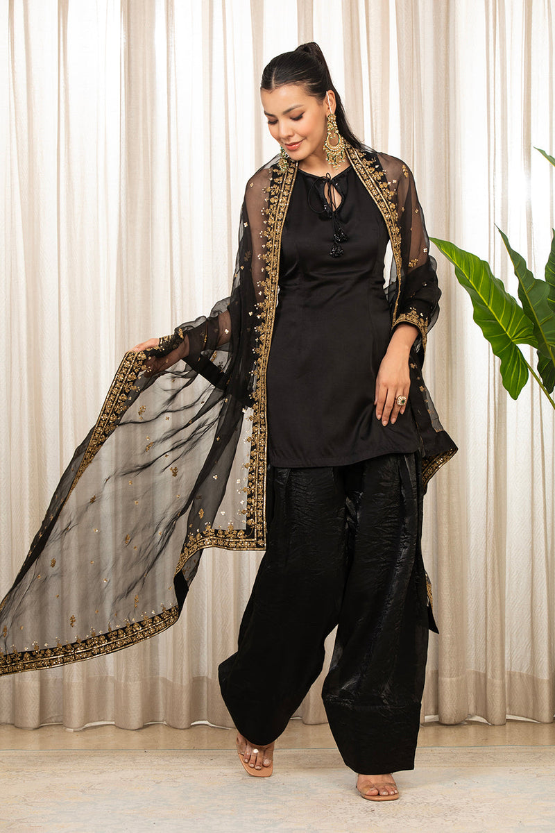 Siyah Salwaar Set