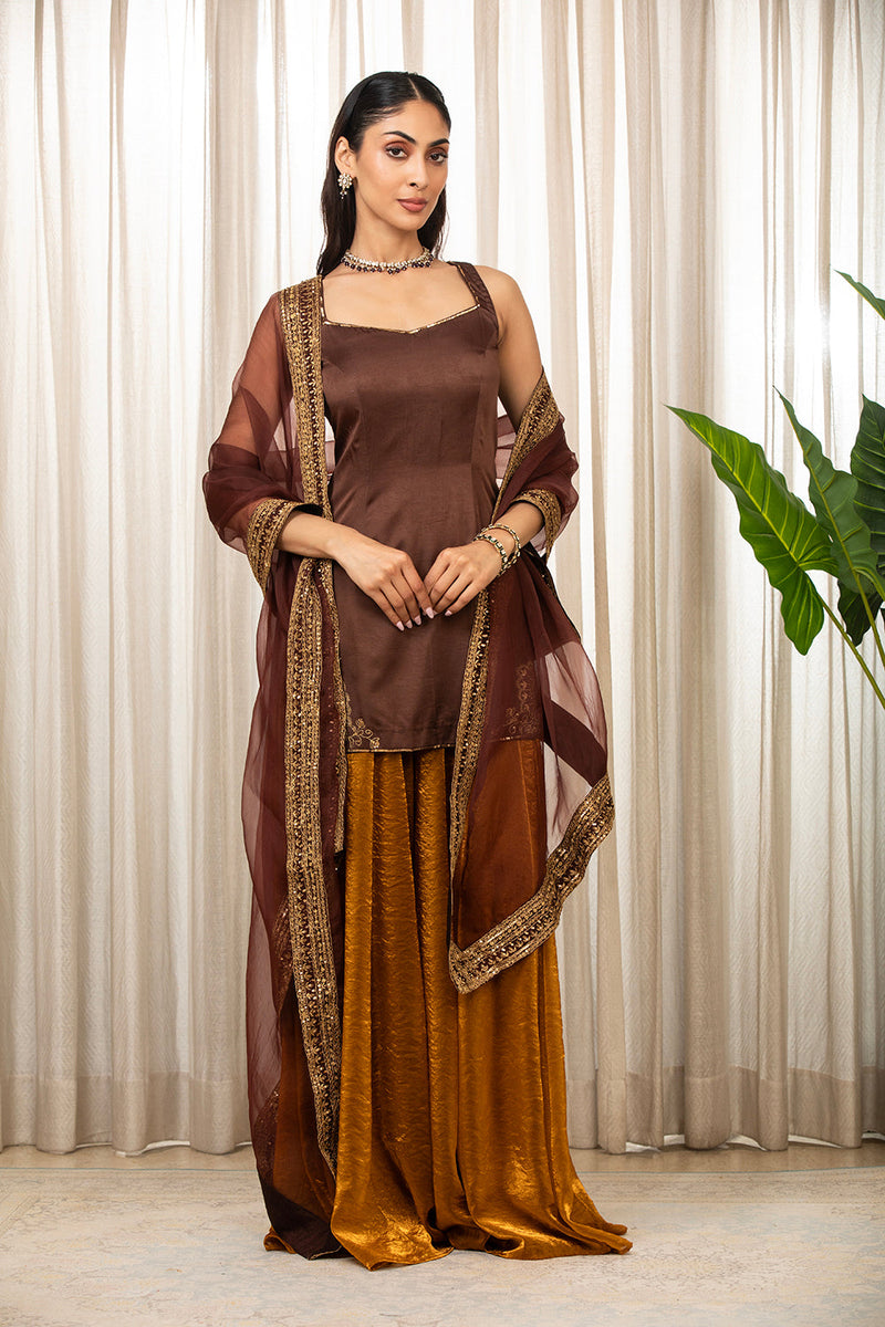 Jasmine  Embroidered Kurta Set