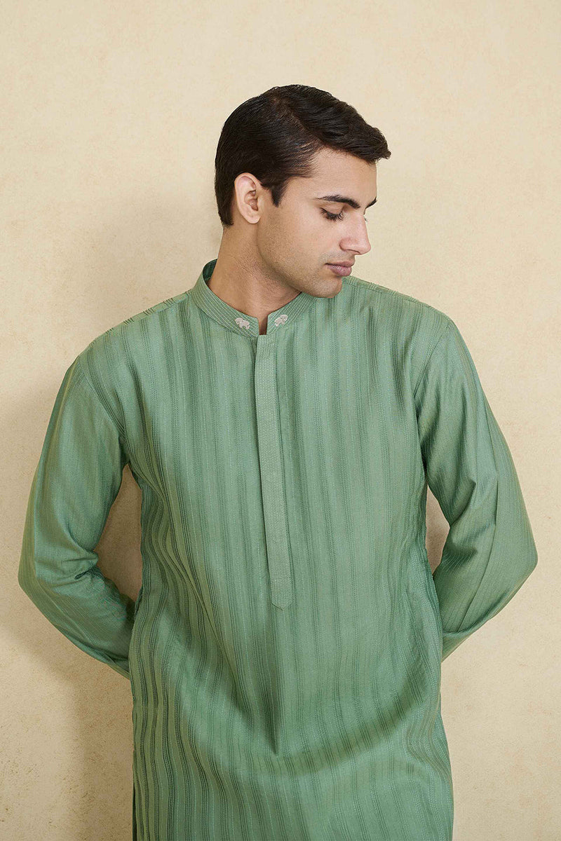 Daeven Embroidered Silk Kurta - Green