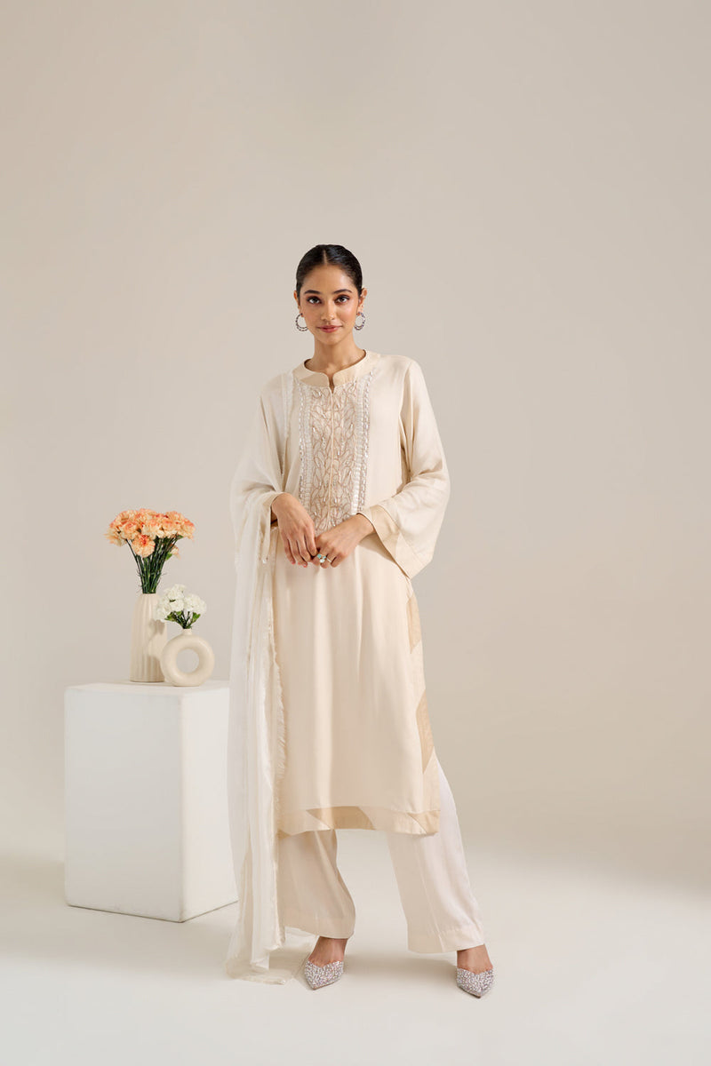 Sundari Kurta Set