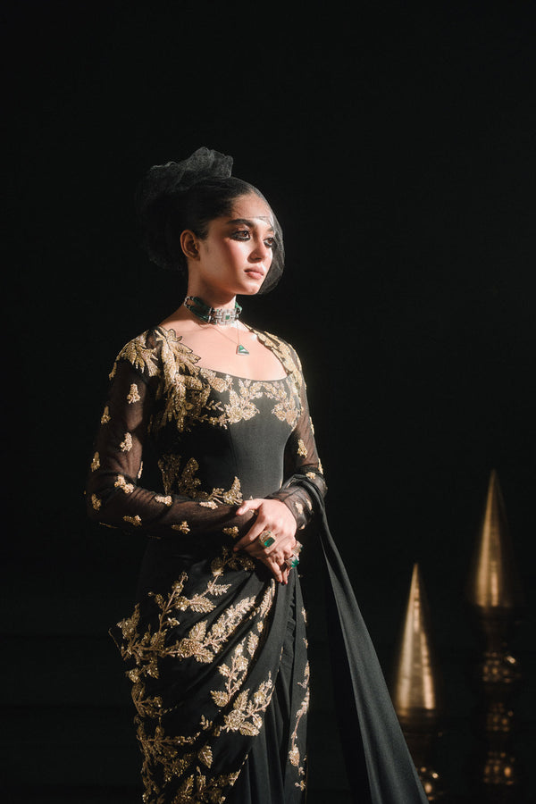 The Sunheri Bel Stitched Saree Set