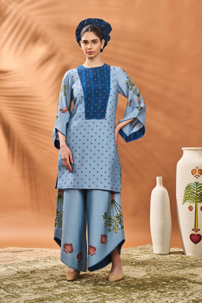 POWDER BLUE SPADE BLOSSOM TUNIC SET