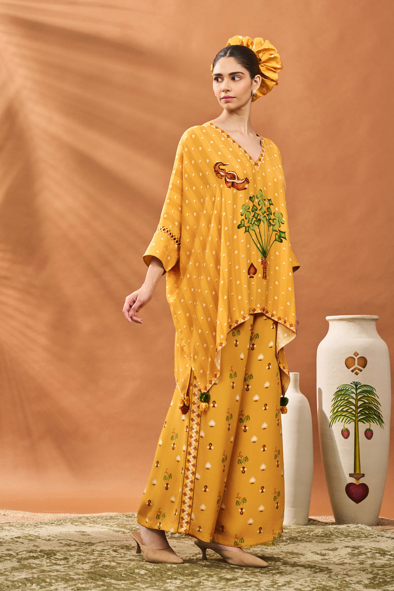 OCHRE SPADE BLOSSOM FUSION SET