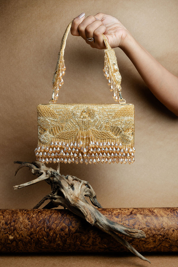 Ornate Radiance Kasse Golden Aura