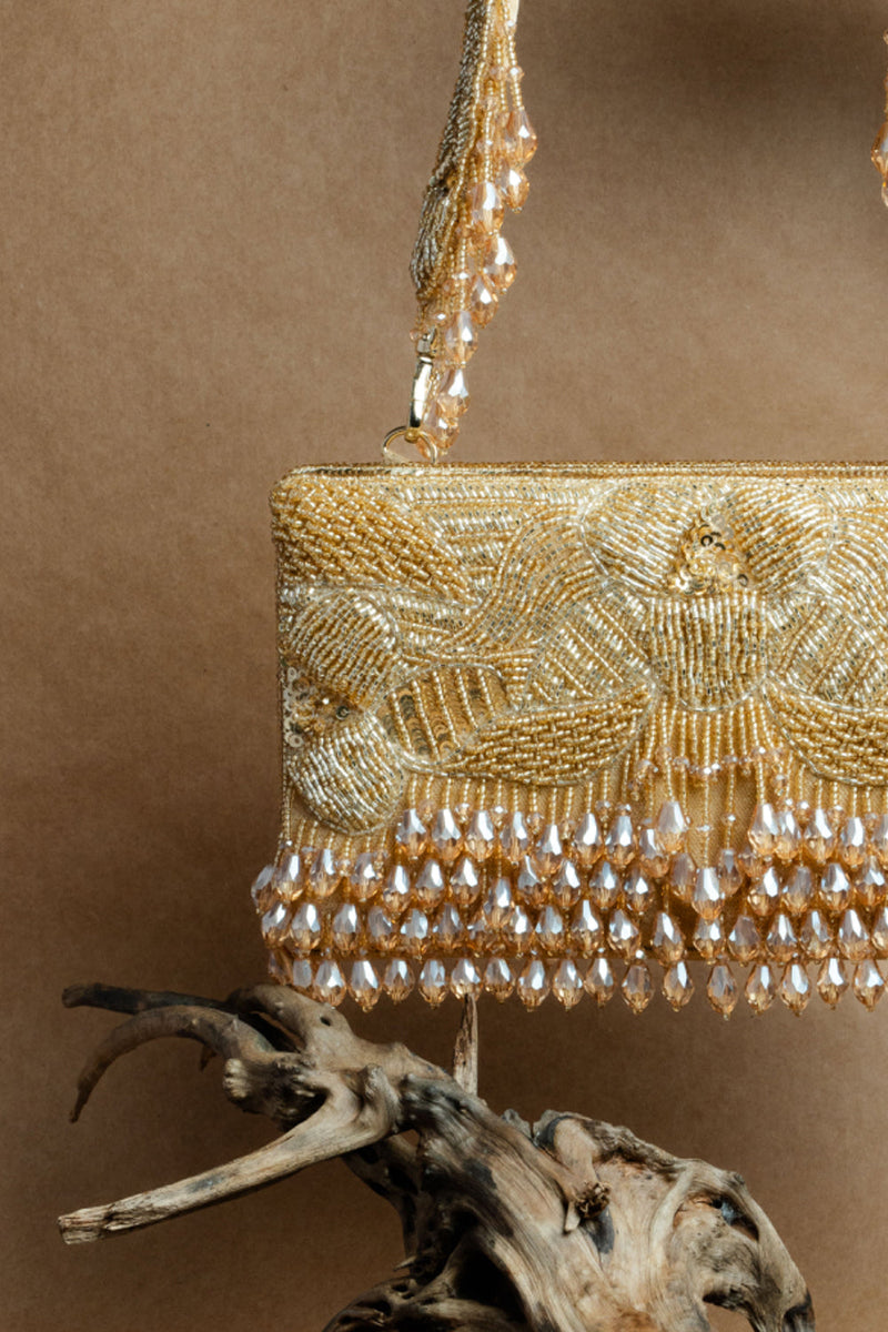 Ornate Radiance Kasse Golden Aura