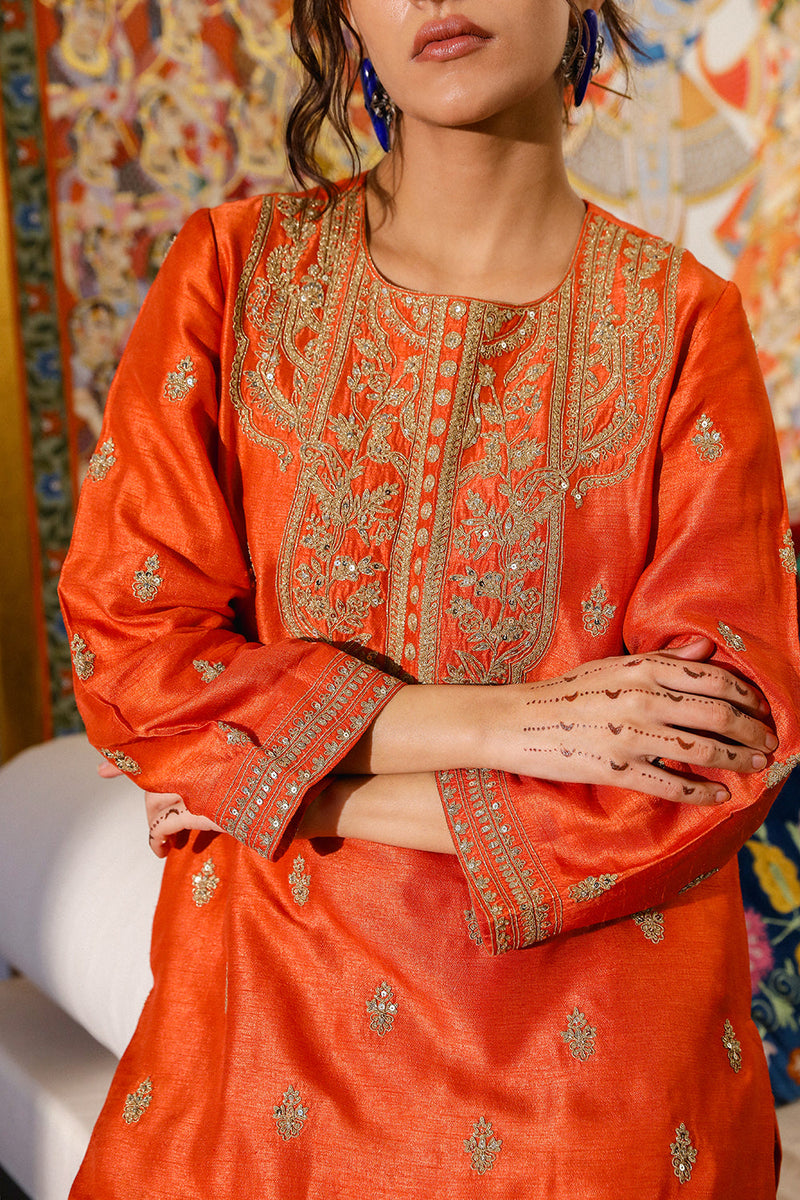 Muktalif Kurta Set