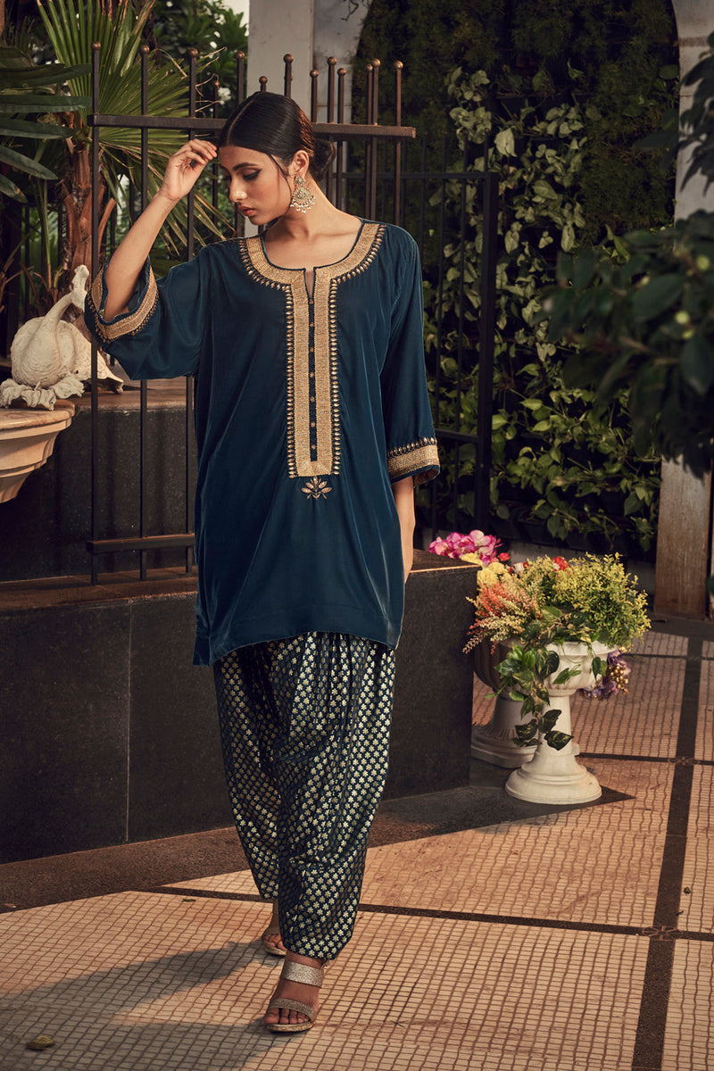 Prussian Blue Velvet Kurta With Chanderi Dhoti Salwar