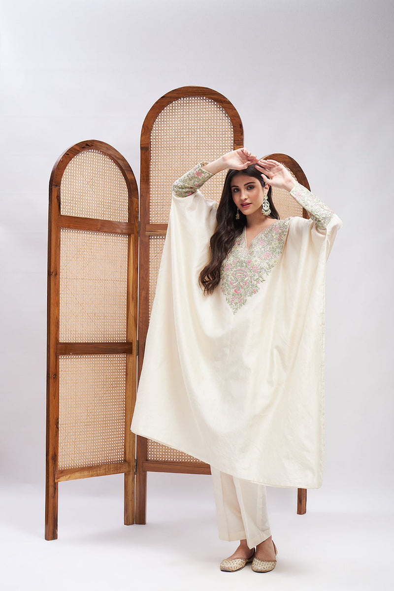 Ruhaniyat Kaftan Kurta Set