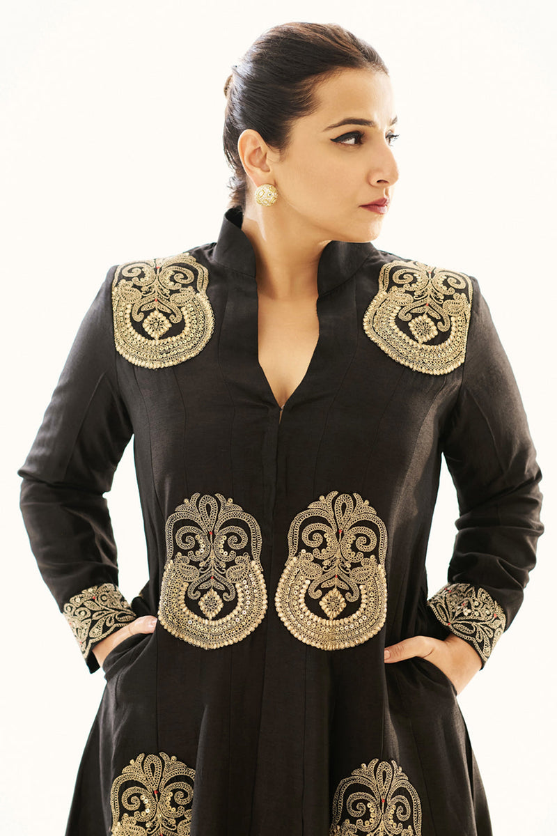 Vidya Balan In Golconda  Fo Jacket Set