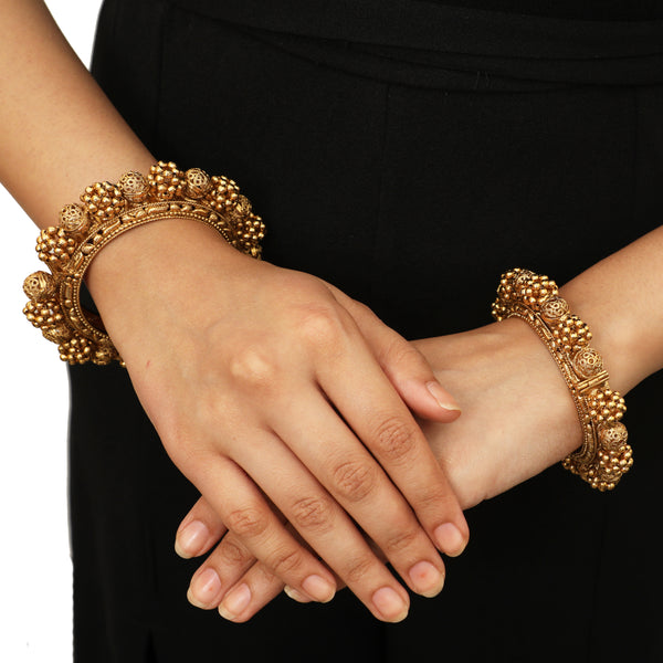 GOLDEN BRACELETS