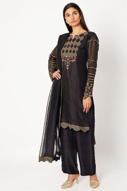 Black Embroidered Kurta Set