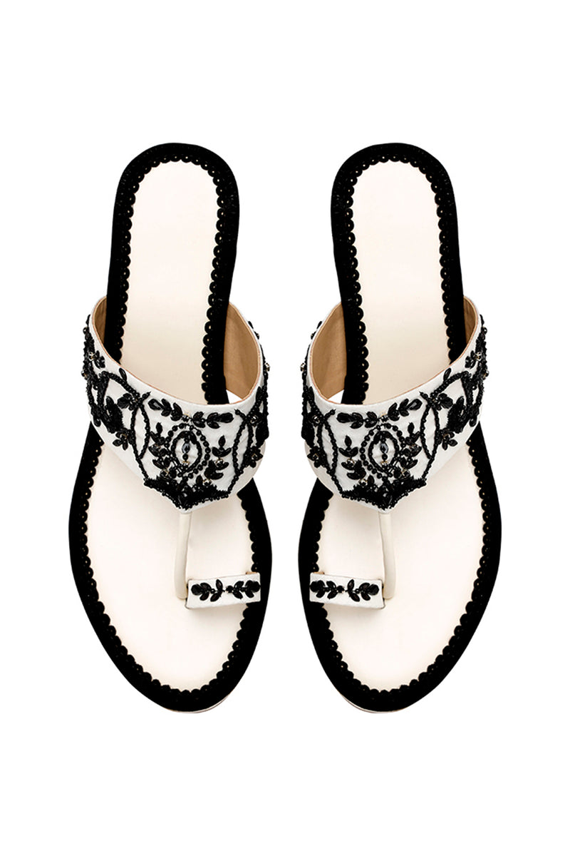 Noor Zahira  Wedges