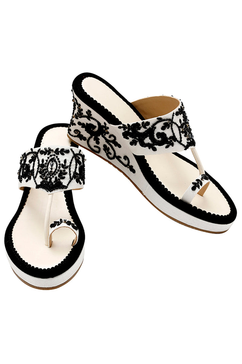 Noor Zahira  Wedges