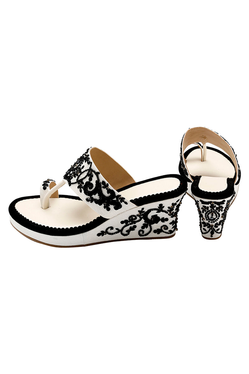 Noor Zahira  Wedges
