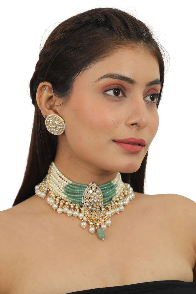 A 22KT GOLD PLATED CHOKER WITH ITS UNIQUE SHAPE IN SEA GREEN AND PEARLS