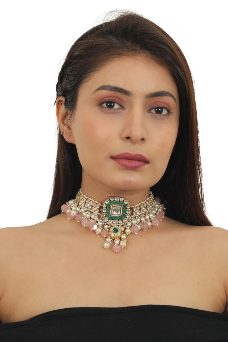 GREEN AND WHITE CHOKER SET WITH LIGHT PINK BEADS AND PEARL