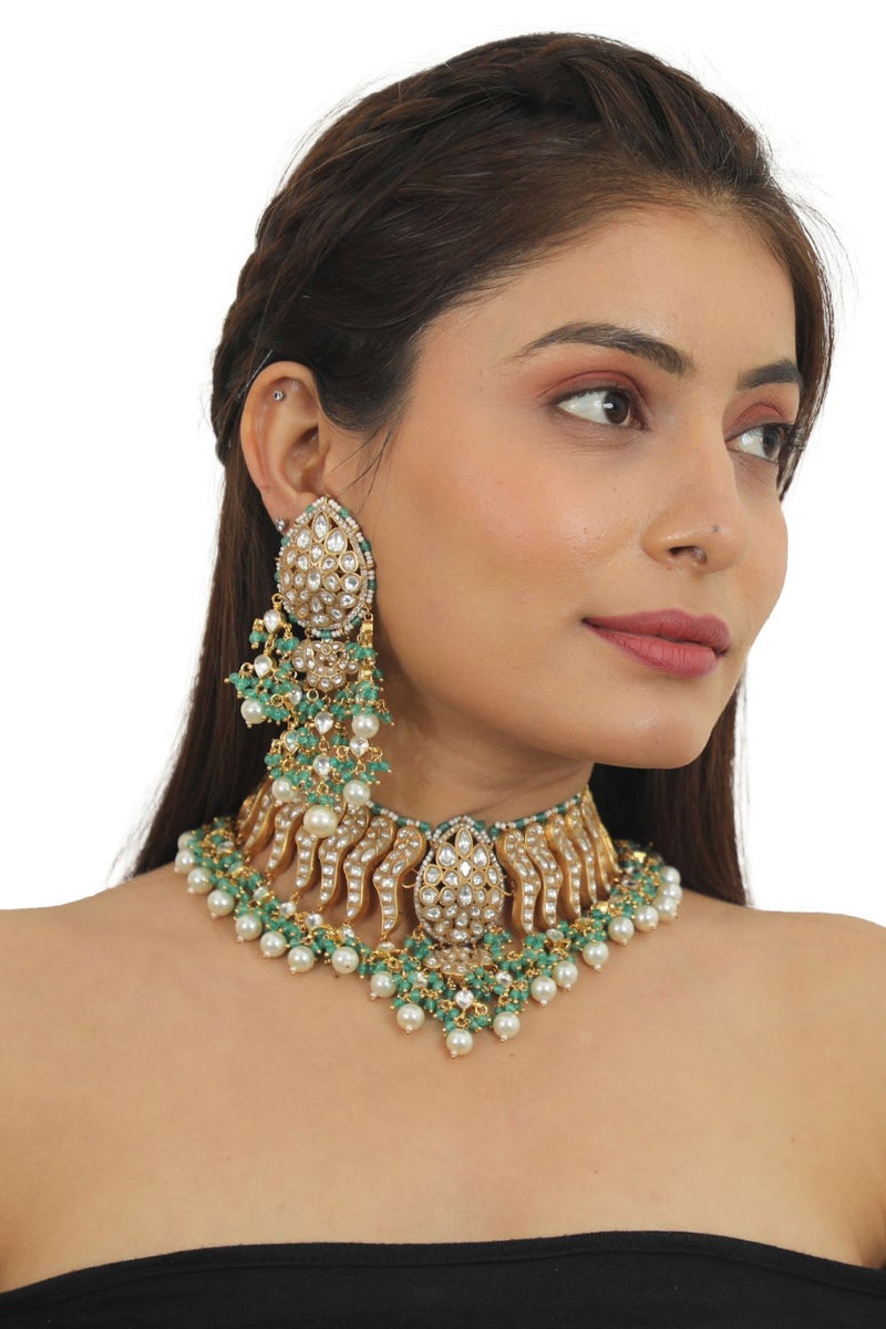 FESTIVE NECKLACE SET IN 22KT GOLD PLATING, CARVED UNIQUELY WITH SEA GREEN BEADS AND PEARLS
