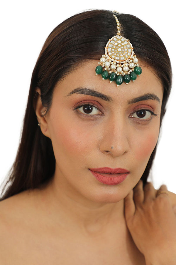 JADTAR TIKKA WITH DARK GREEN BEADS AND PEARLS