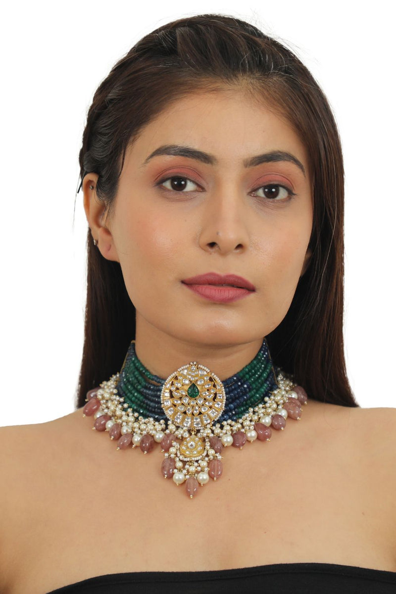 22KT GOLD PLATED CHOKER NECKLACE SET WITH BLUE AND GREEN BELT, BEADED WITH PASTEL PINK BEADS