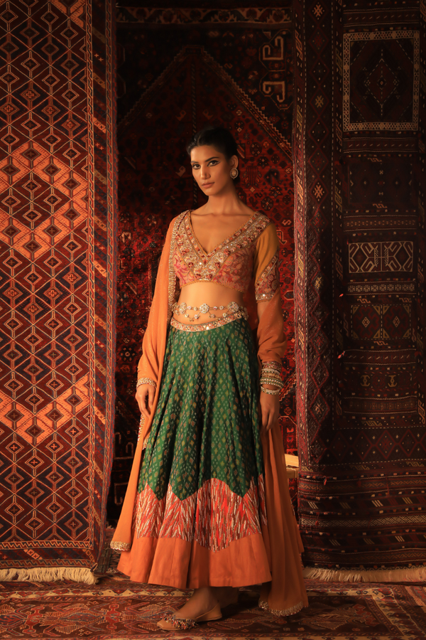 Azizah Lehenga